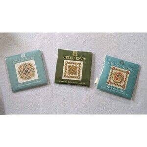 Textile Heritage Scottish Miniature Cross Sritch Card Kit Celtic Knot LOT 3